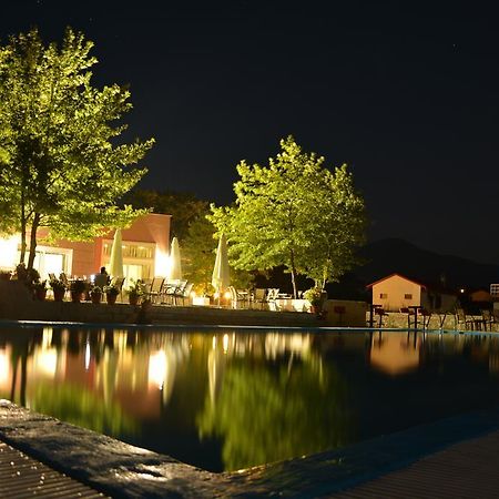 Zervi Aitheron Hotel Air Park מראה חיצוני תמונה