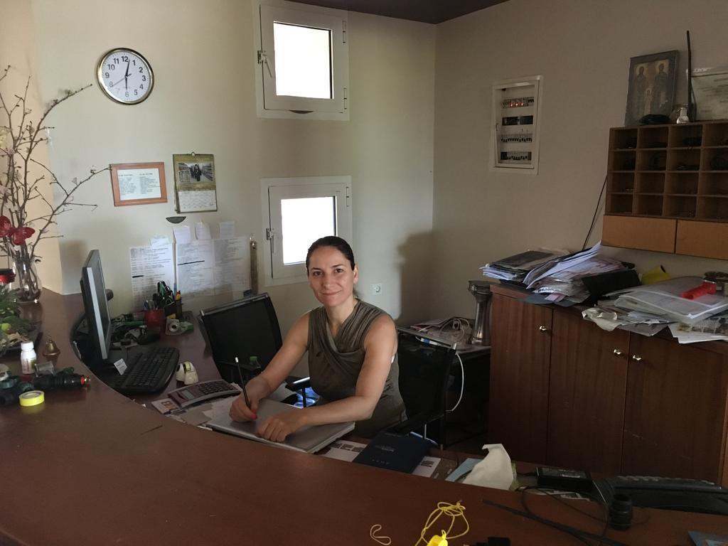 Zervi Aitheron Hotel Air Park מראה חיצוני תמונה