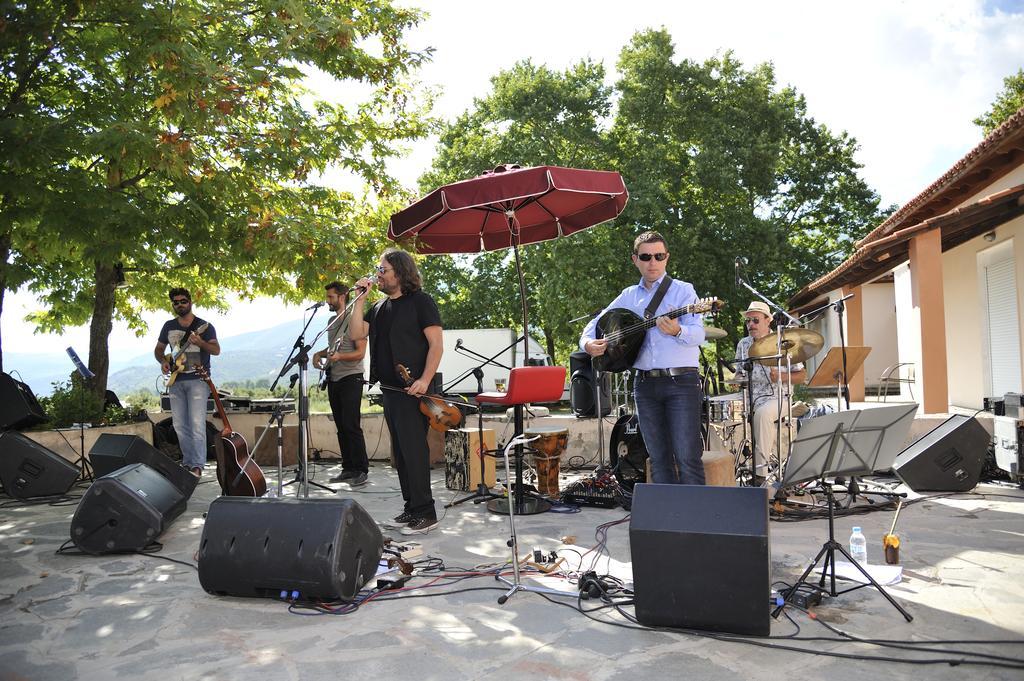 Zervi Aitheron Hotel Air Park מראה חיצוני תמונה