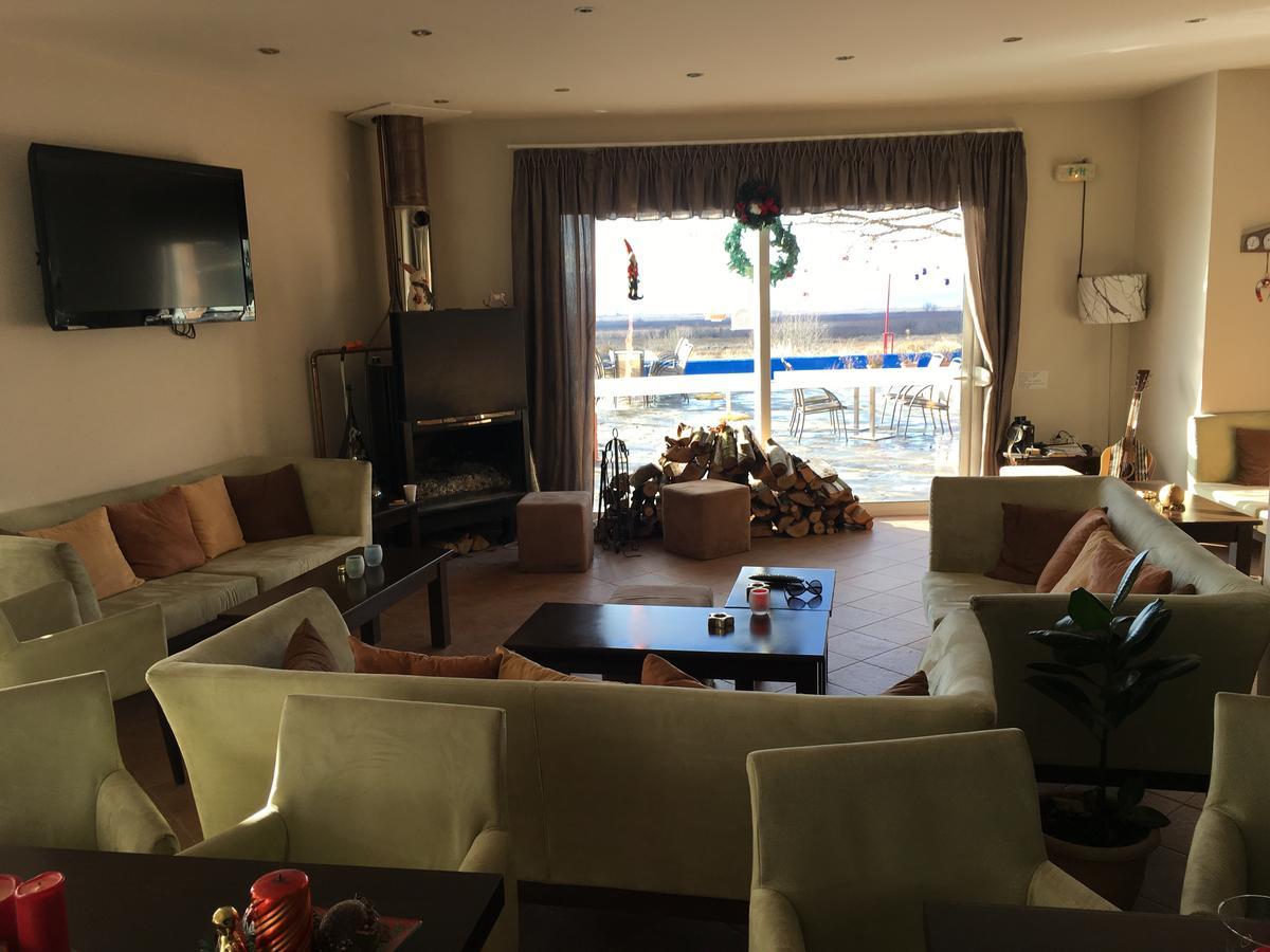 Zervi Aitheron Hotel Air Park מראה חיצוני תמונה