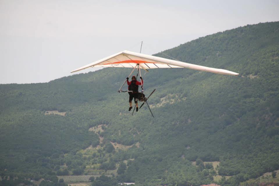 Zervi Aitheron Hotel Air Park מראה חיצוני תמונה